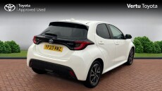 Toyota Yaris 1.5 Hybrid Design 5dr CVT Hybrid Hatchback